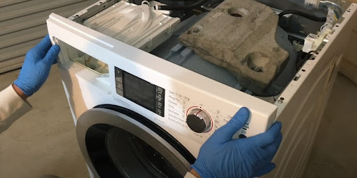 Ремонт стиральных машин Whirlpool в Ханты-Мансийске – сервис от Мастер24, цены от 2042 руб